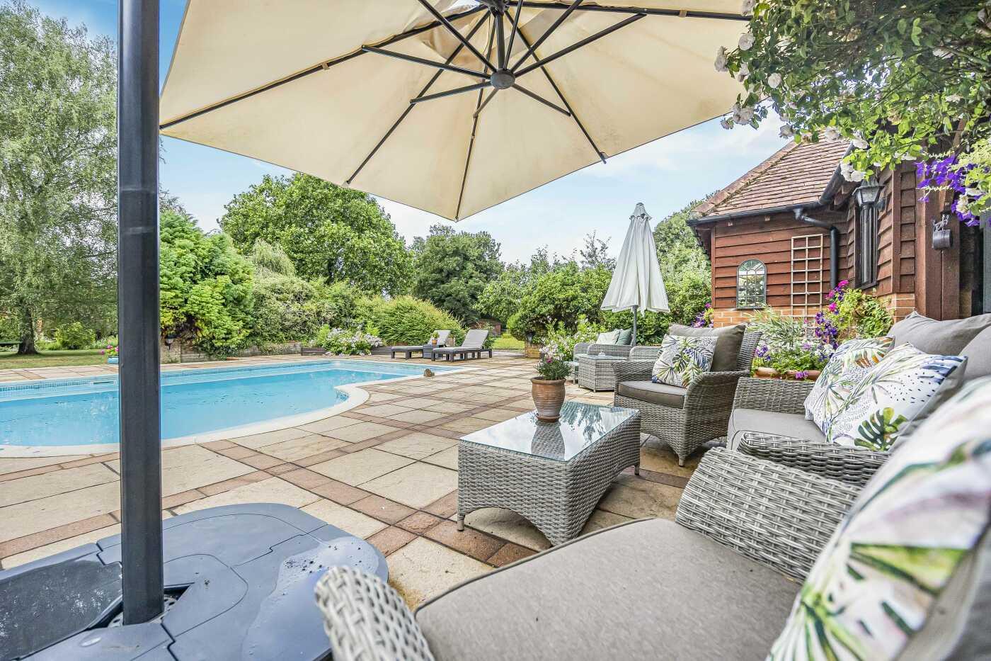 Skirmett, Henley-On-Thames